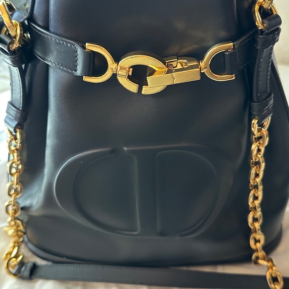 Dior Medium C'est Dior Bag - Picture 8 of 16